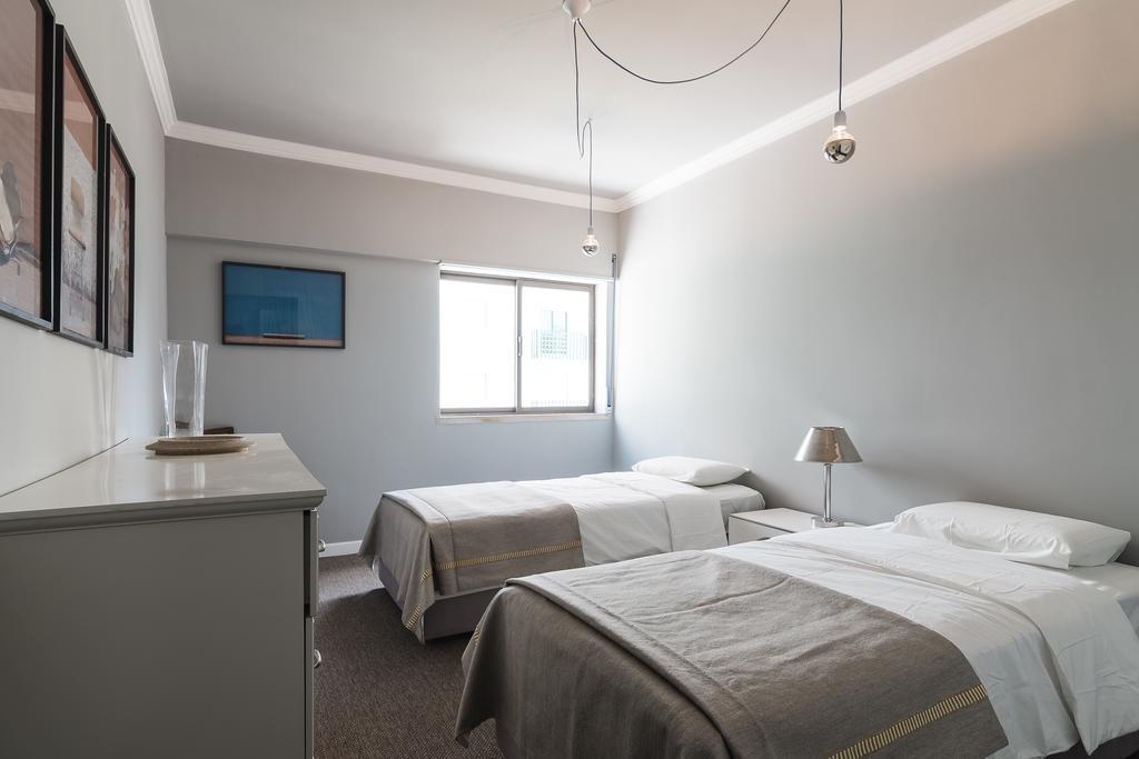 Chique And Spacious Flat In كاسكايس الغرفة الصورة